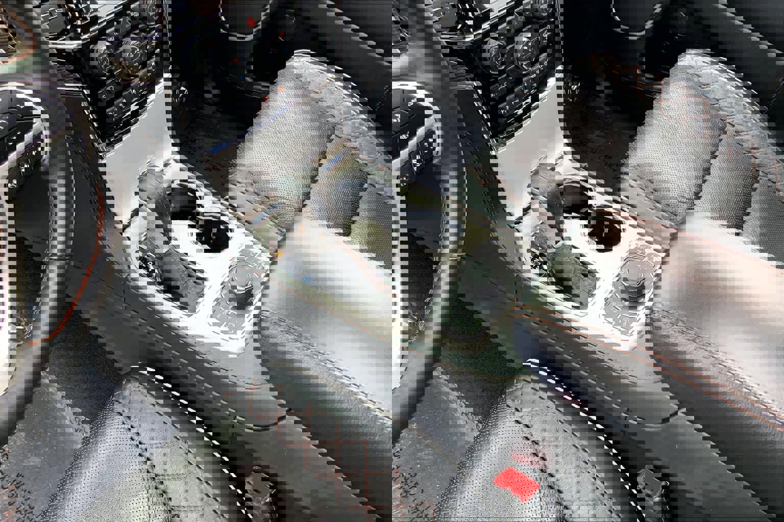 Used 2020 Jeep Grand Cherokee Summit image 16