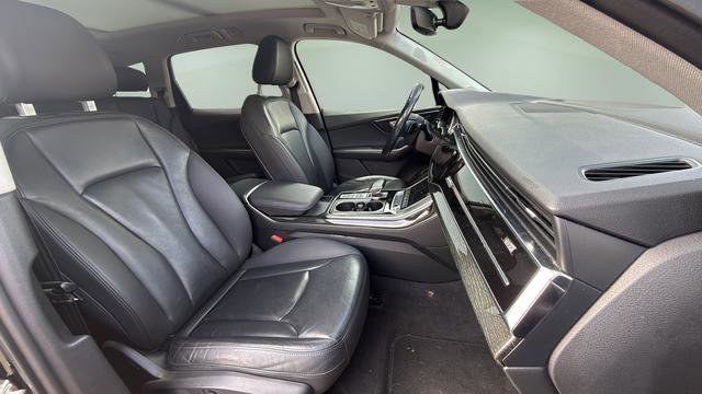 Used 2020 Audi Q7 3.0T Premium Plus AWD/4WD image 11
