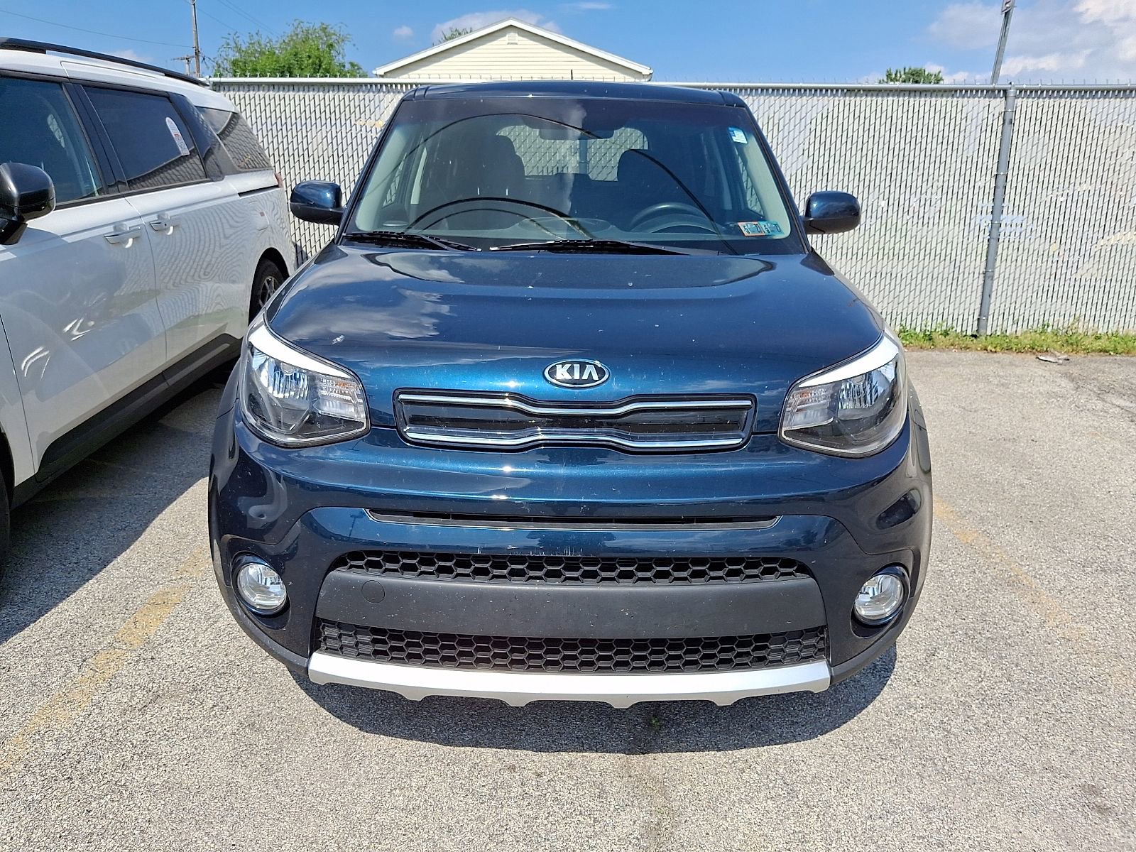 Used 2017 Kia Soul + FWD video 2