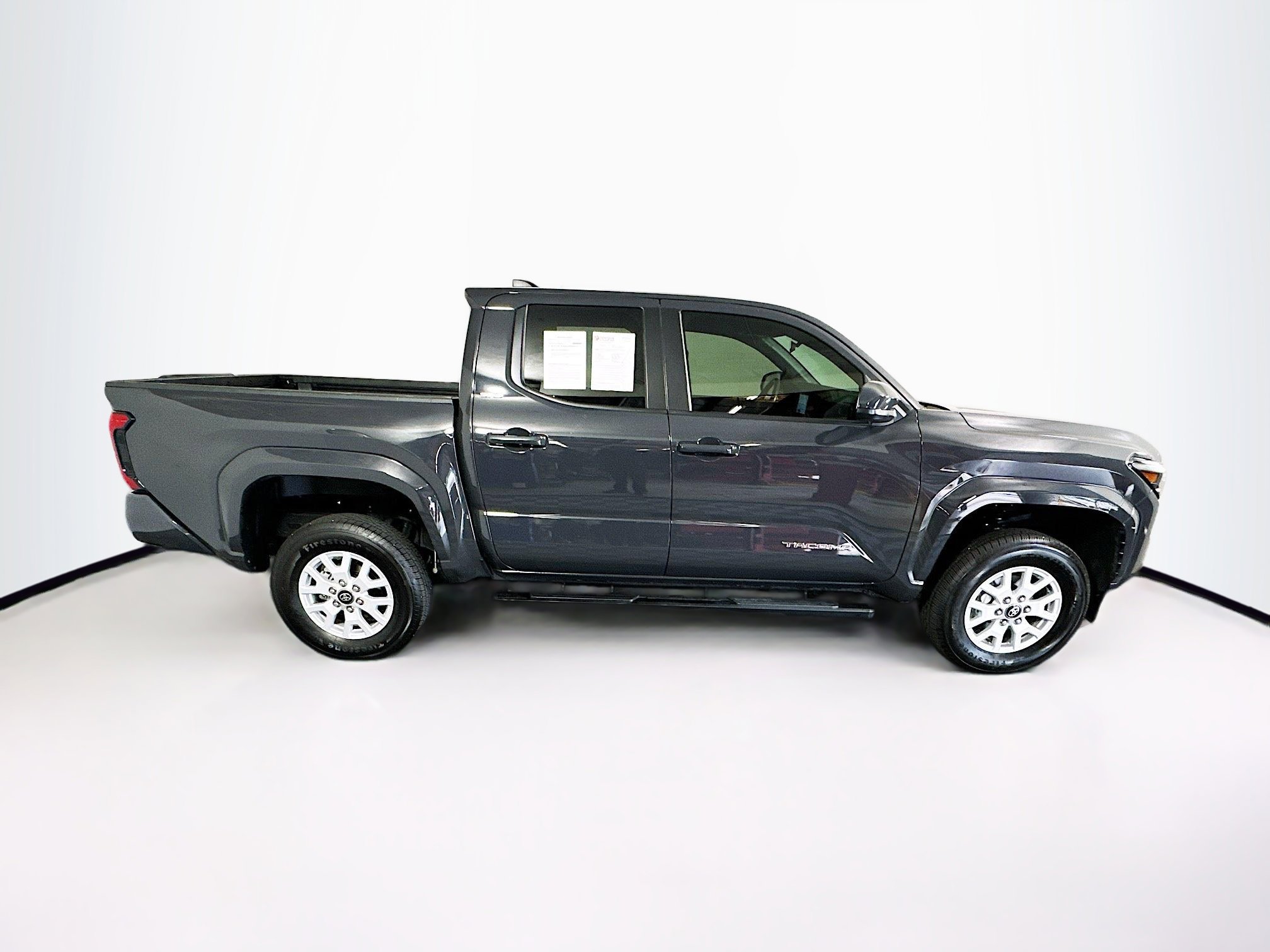 Used 2025 Toyota Tacoma SR5 image 2