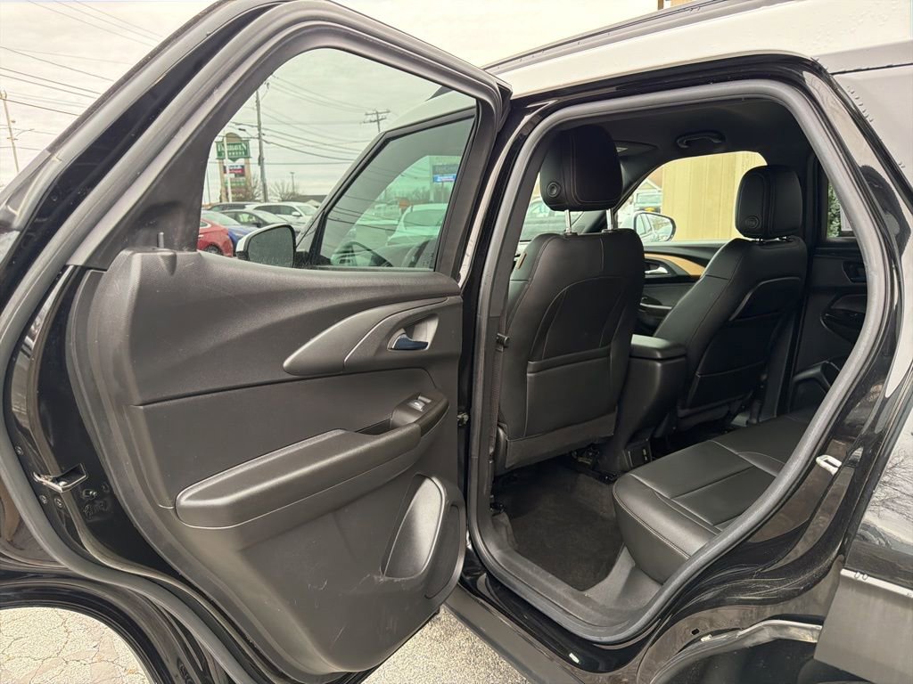 Used 2022 Chevrolet TrailBlazer ACTIV w/ Technology Package image 31