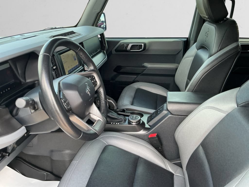 Used 2023 Ford Bronco Big Bend w/ Sasquatch Package AWD/4WD image 9