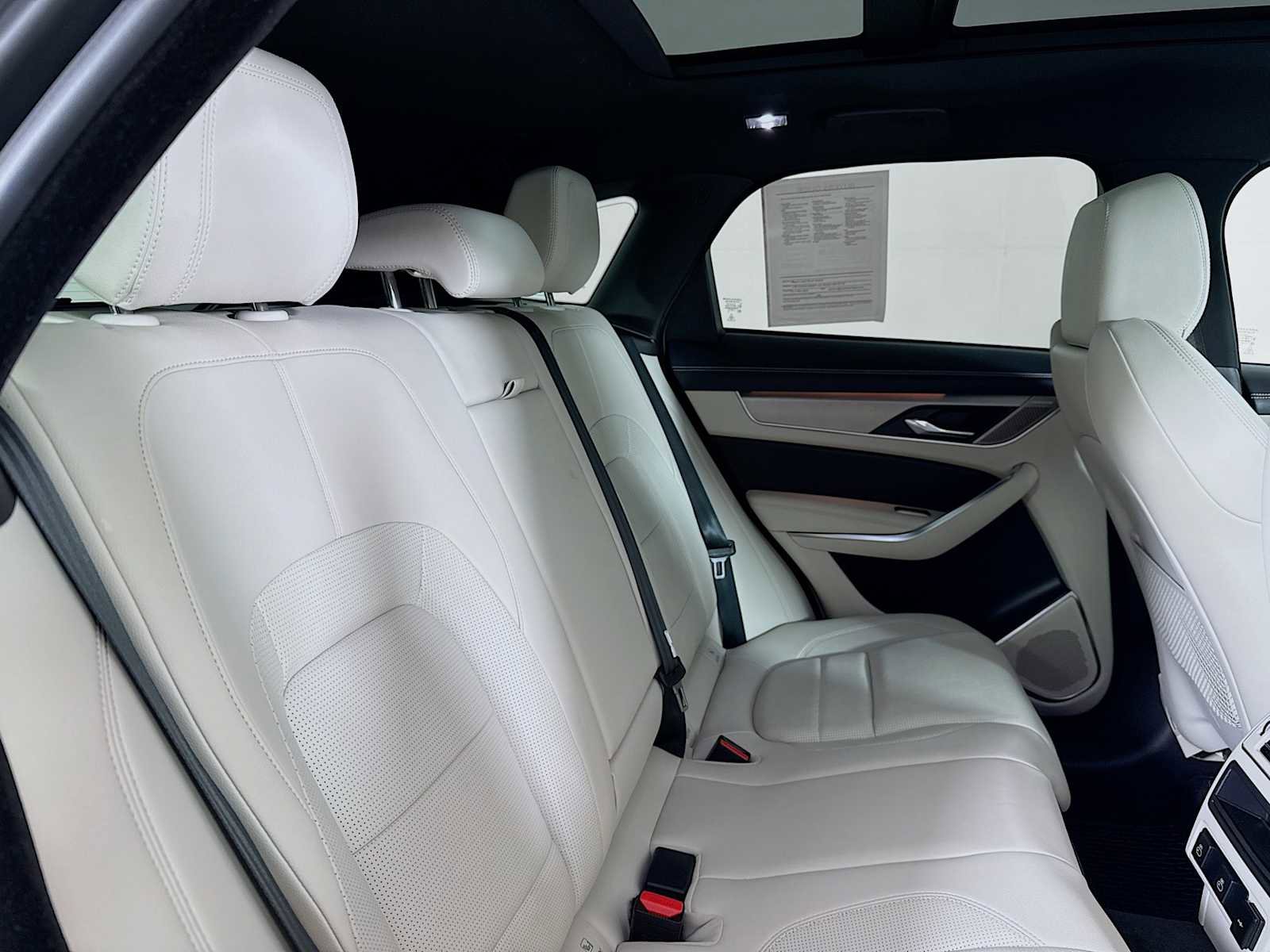 Used 2024 Jaguar F-PACE R-Dynamic S image 26