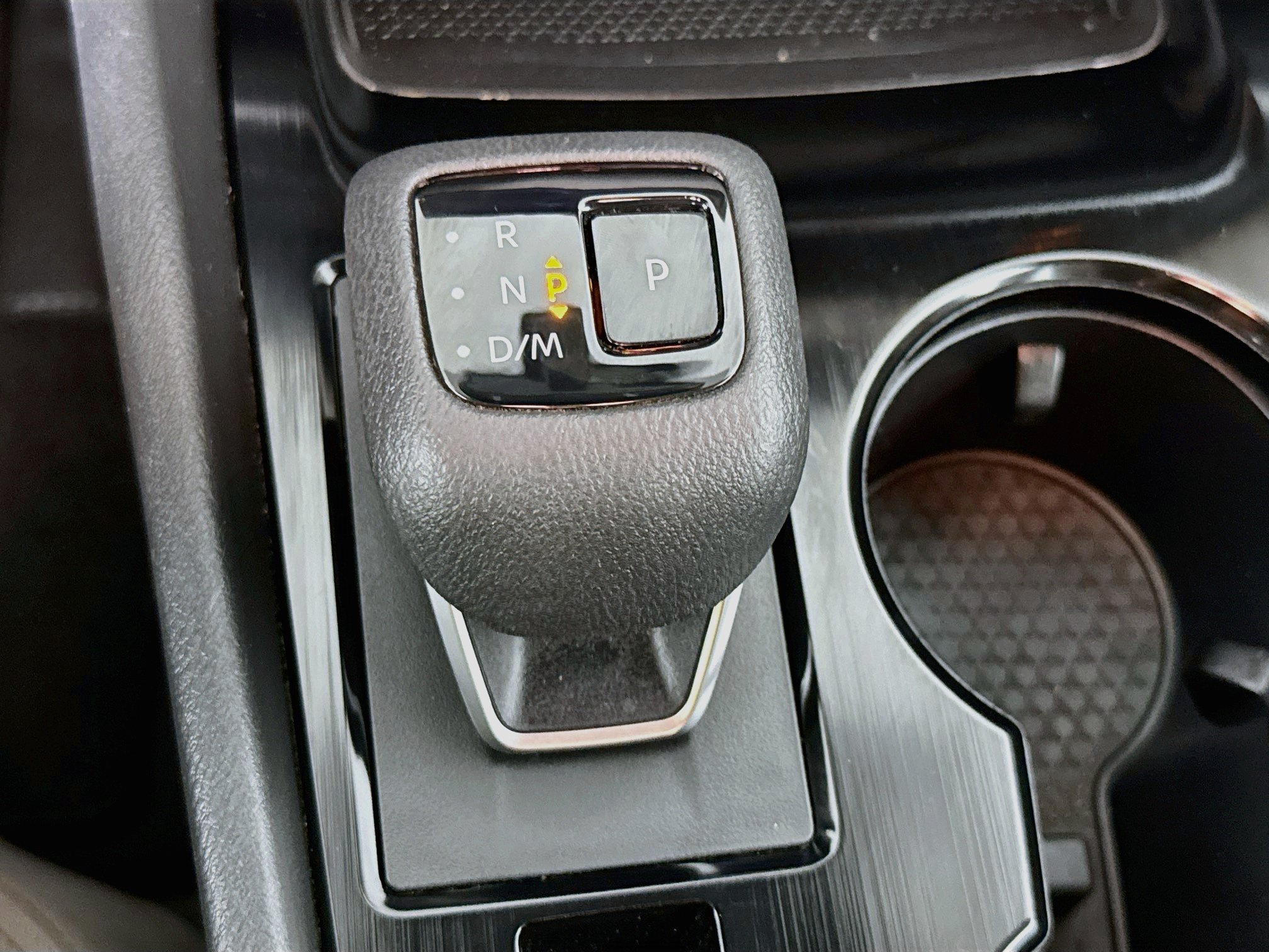 Used 2023 Nissan Rogue SV FWD image 18
