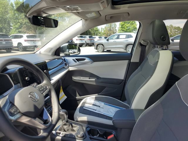 New 2026 Volkswagen Taos SE AWD/4WD image 17