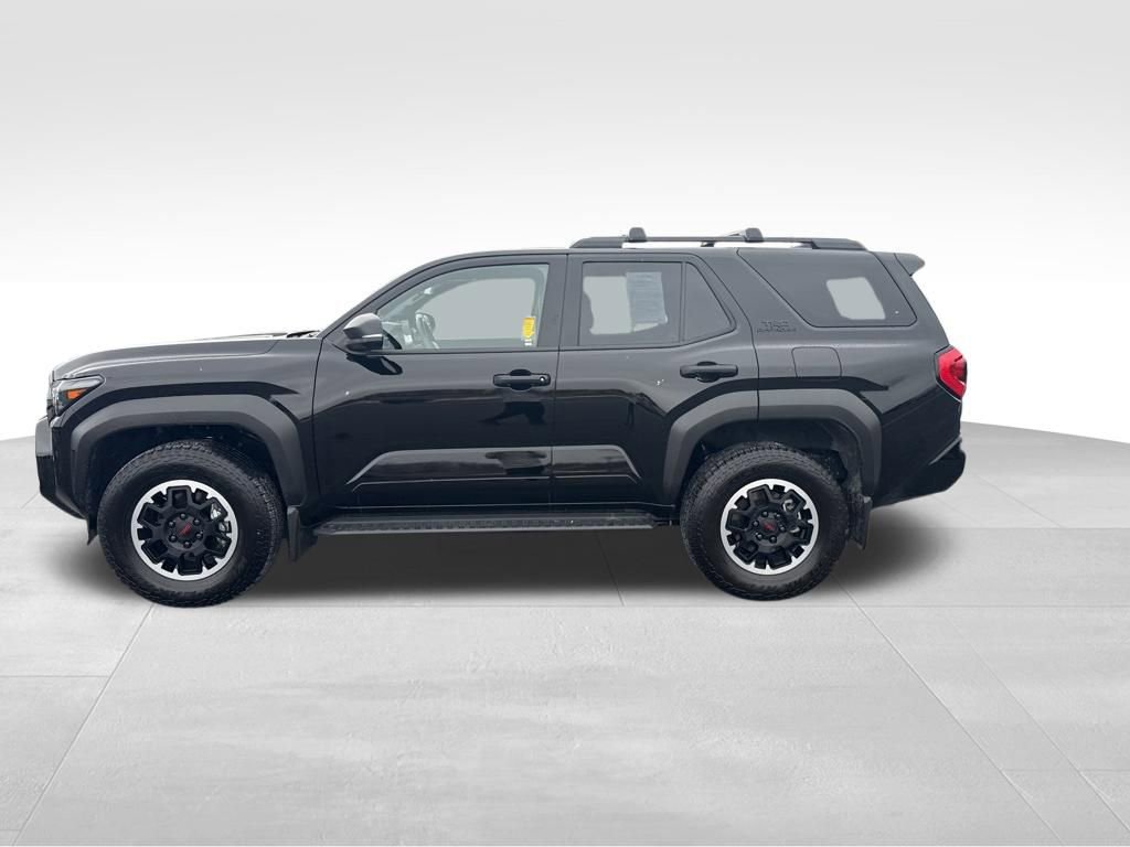Used 2025 Toyota 4Runner TRD Off-Road Premium image 2