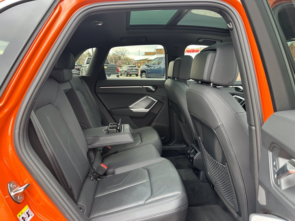 Used 2025 Audi Q3 2.0T Premium AWD/4WD image 17