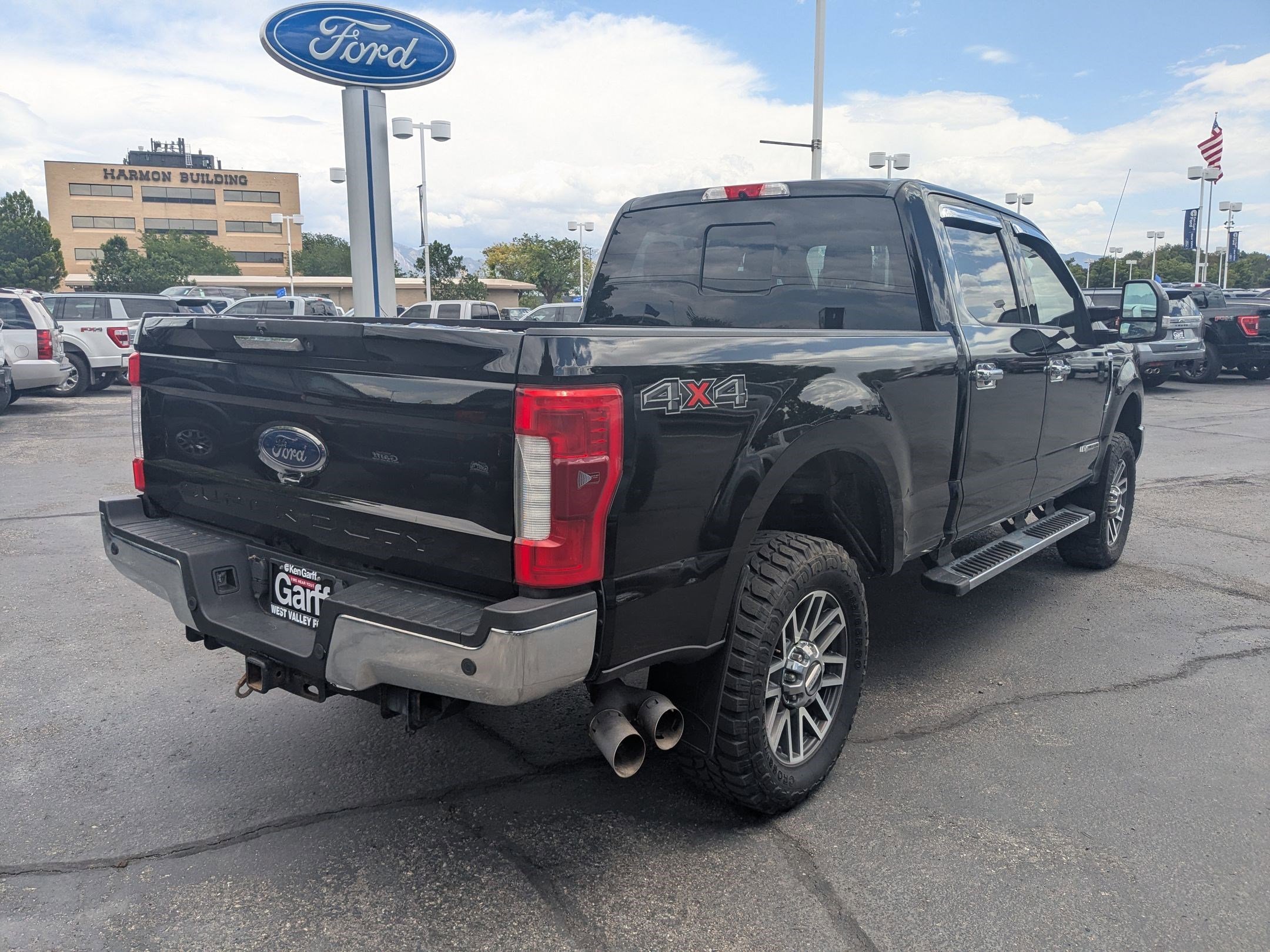 Used 2017 Ford F250 Lariat AWD/4WD image 3