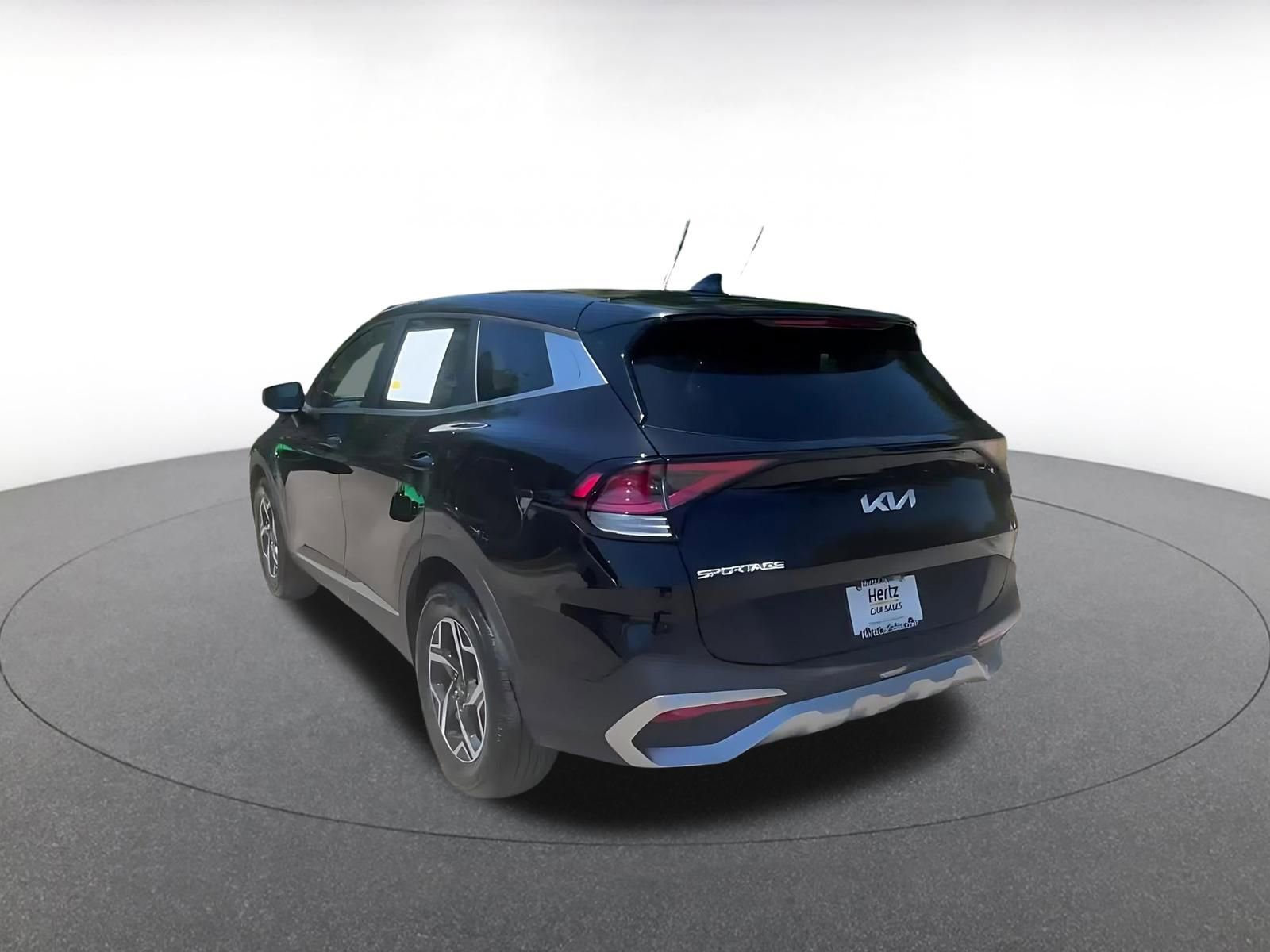 Used 2025 Kia Sportage LX image 11