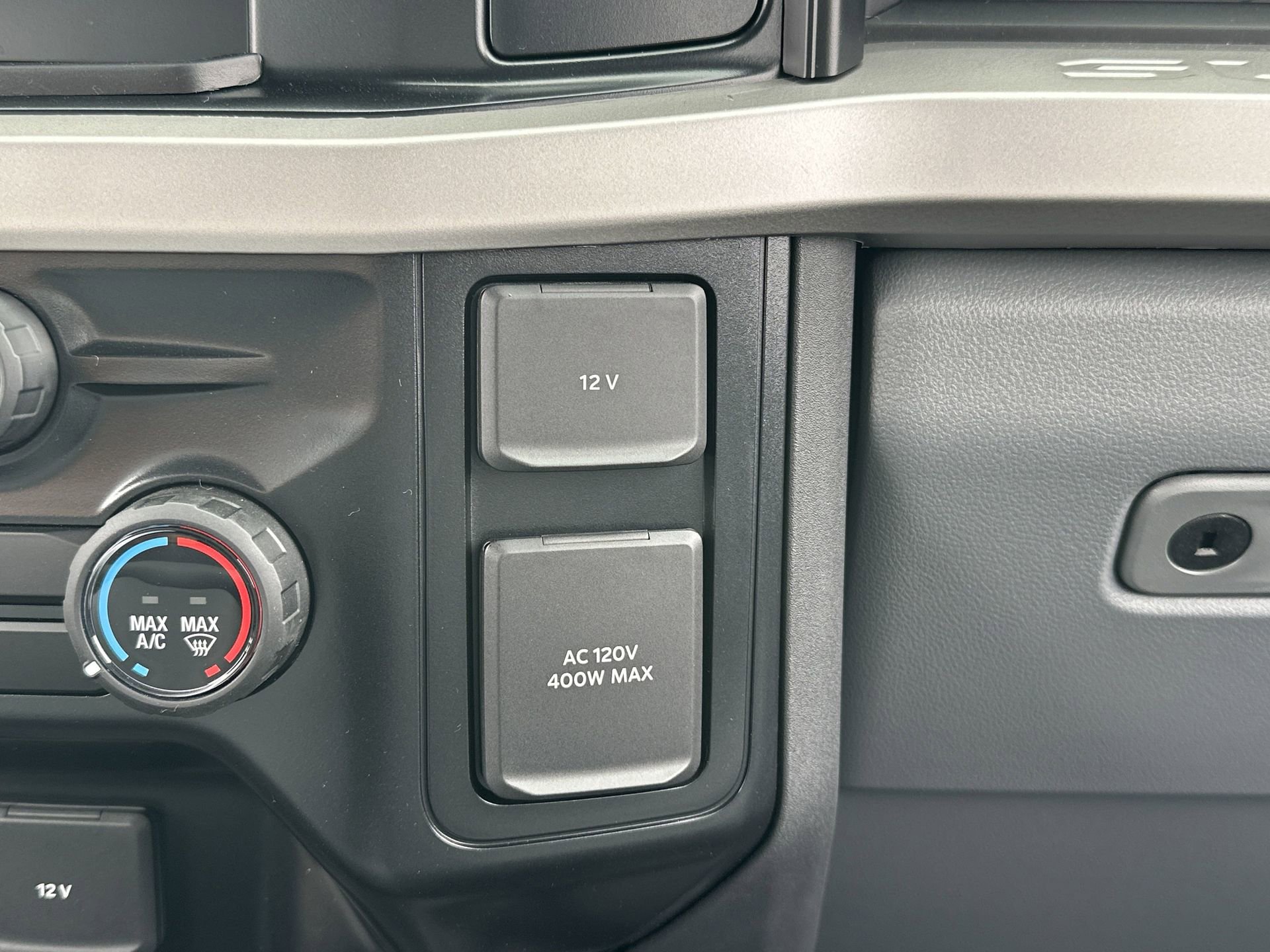 New 2025 Ford F450 XL w/ XL Chrome Package image 5