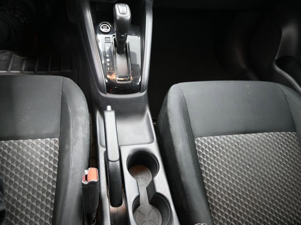Used 2021 Nissan Versa S image 22