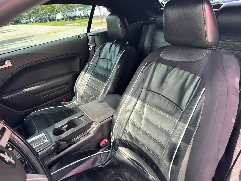Used 2006 Ford Mustang GT RWD image 10