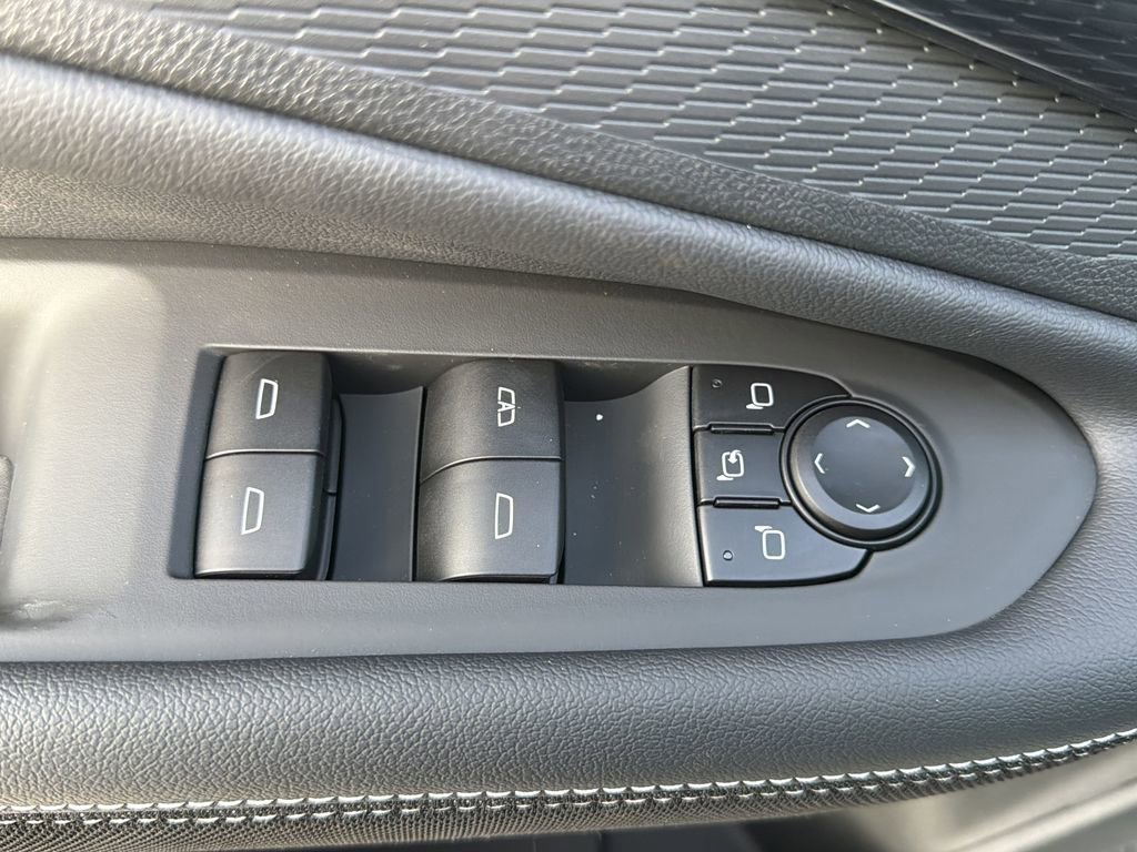 New 2026 Chevrolet Blazer EV LT image 13