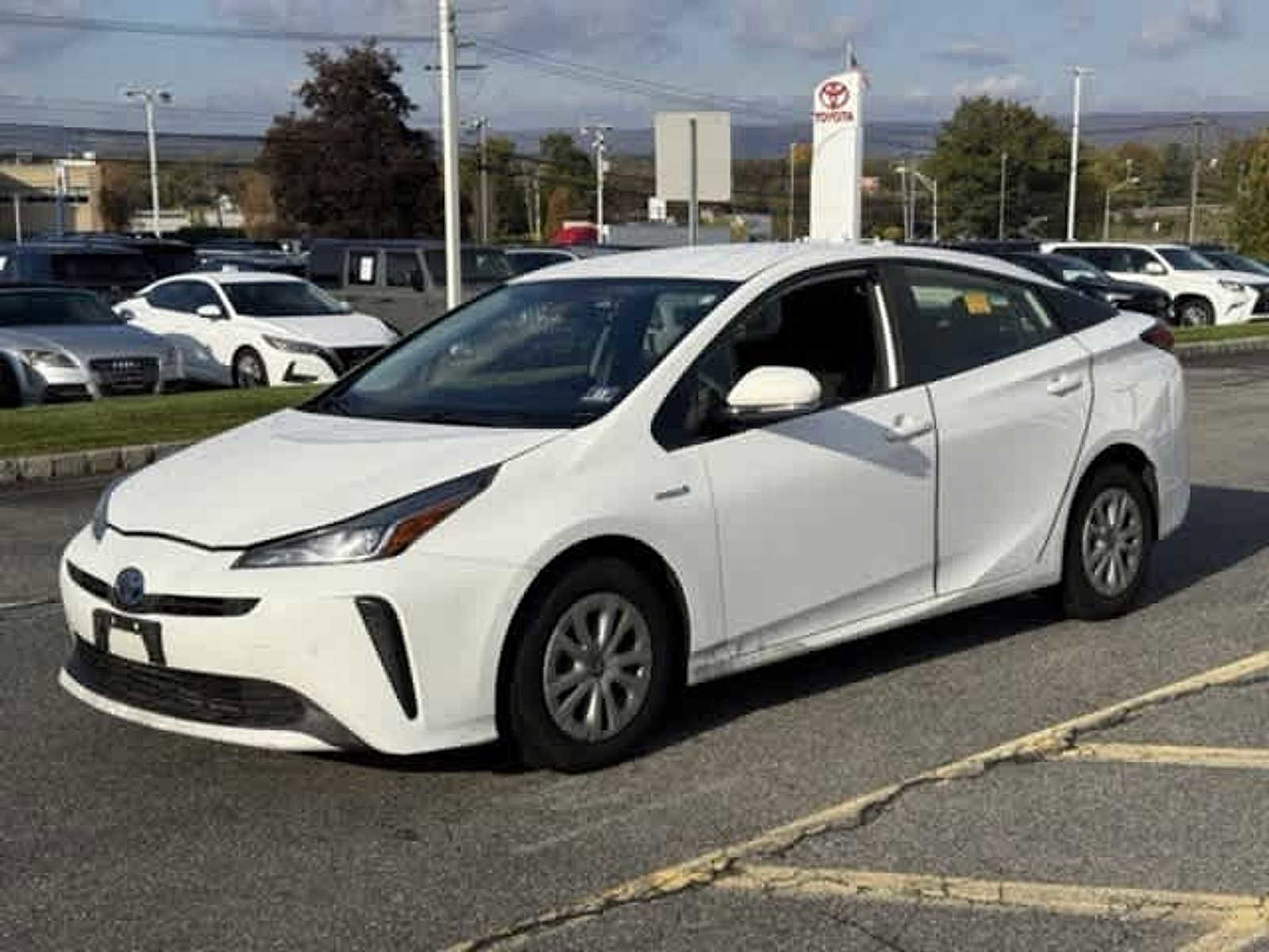 Certified 2019 Toyota Prius L Eco