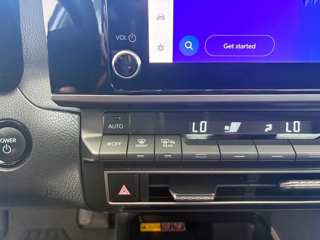 Used 2025 Toyota Camry LE FWD image 9