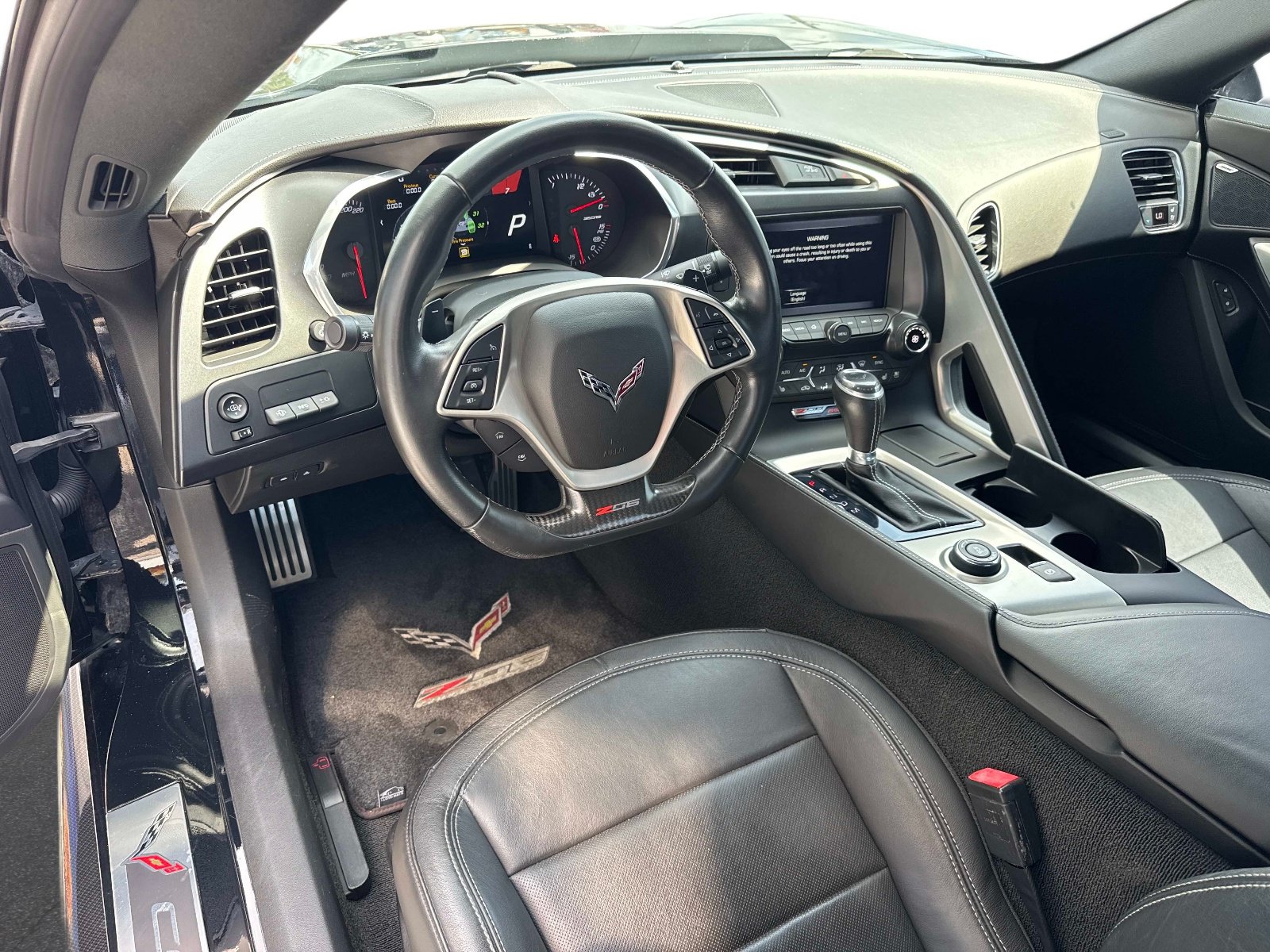 Used 2016 Chevrolet Corvette Z06 w/ 2LZ Preferred Equipment Group RWD image 16