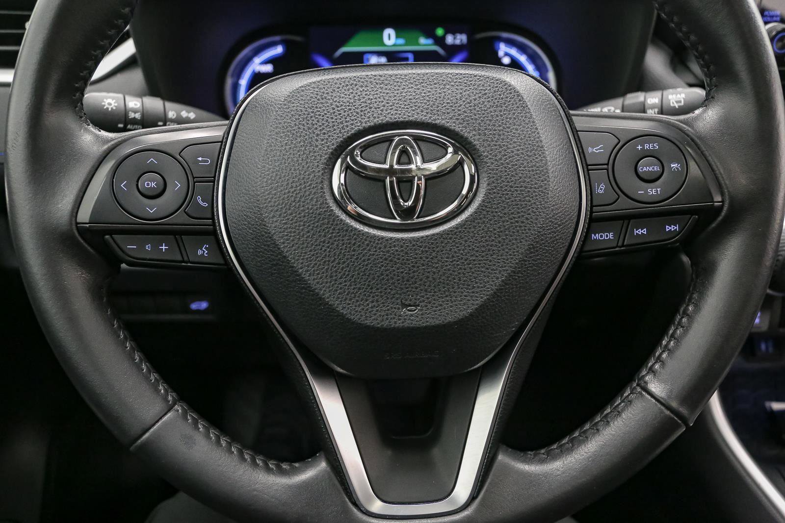Used 2019 Toyota RAV4 XSE w/ Carpet Mat Package AWD/4WD image 34
