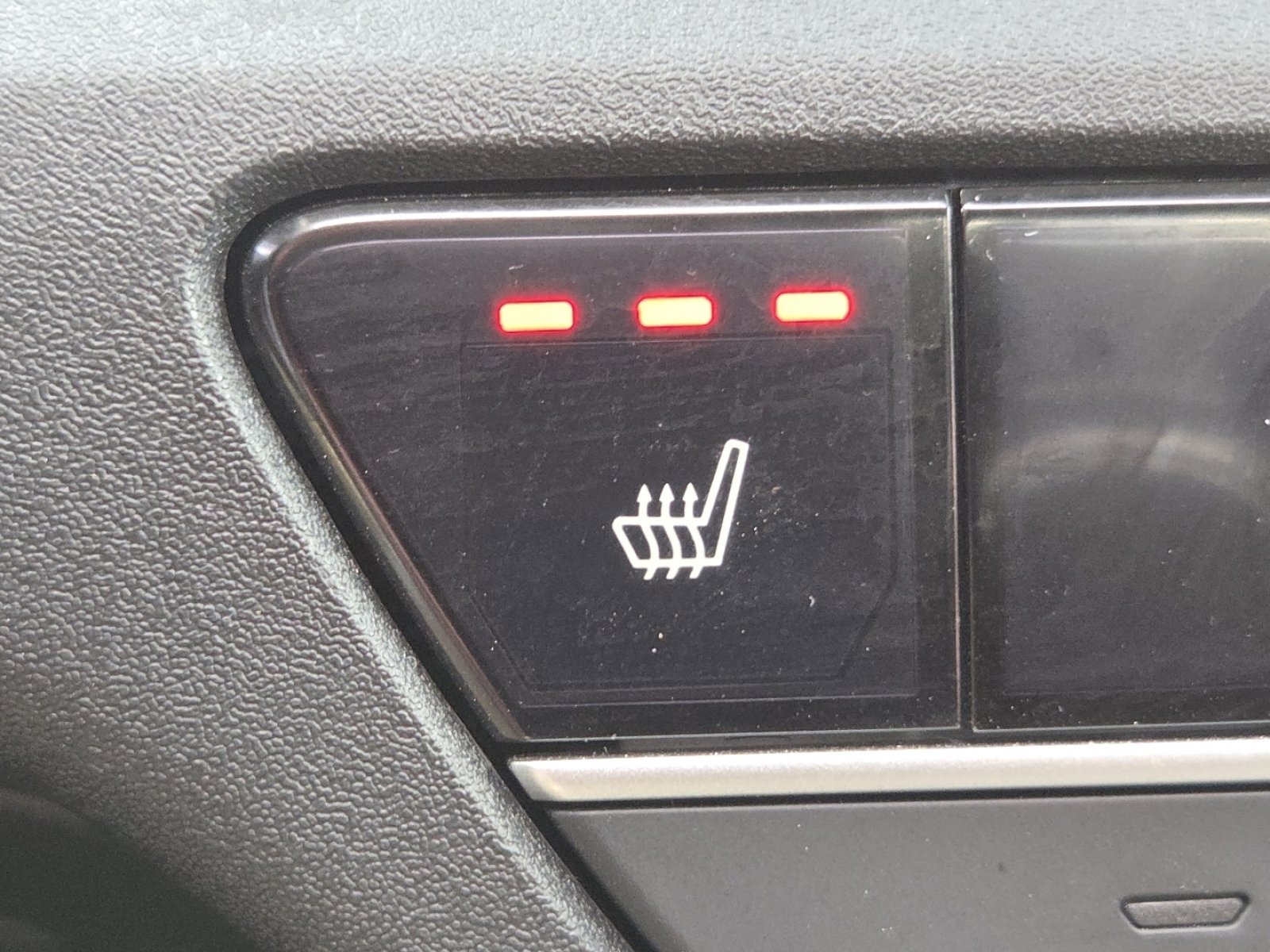 Certified 2023 Honda CR-V EX image 6