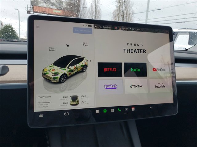 Used 2024 Tesla Model Y Long Range image 20