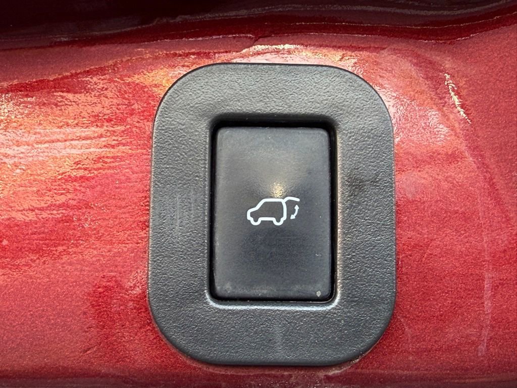 Used 2017 Toyota Sienna SE FWD image 16