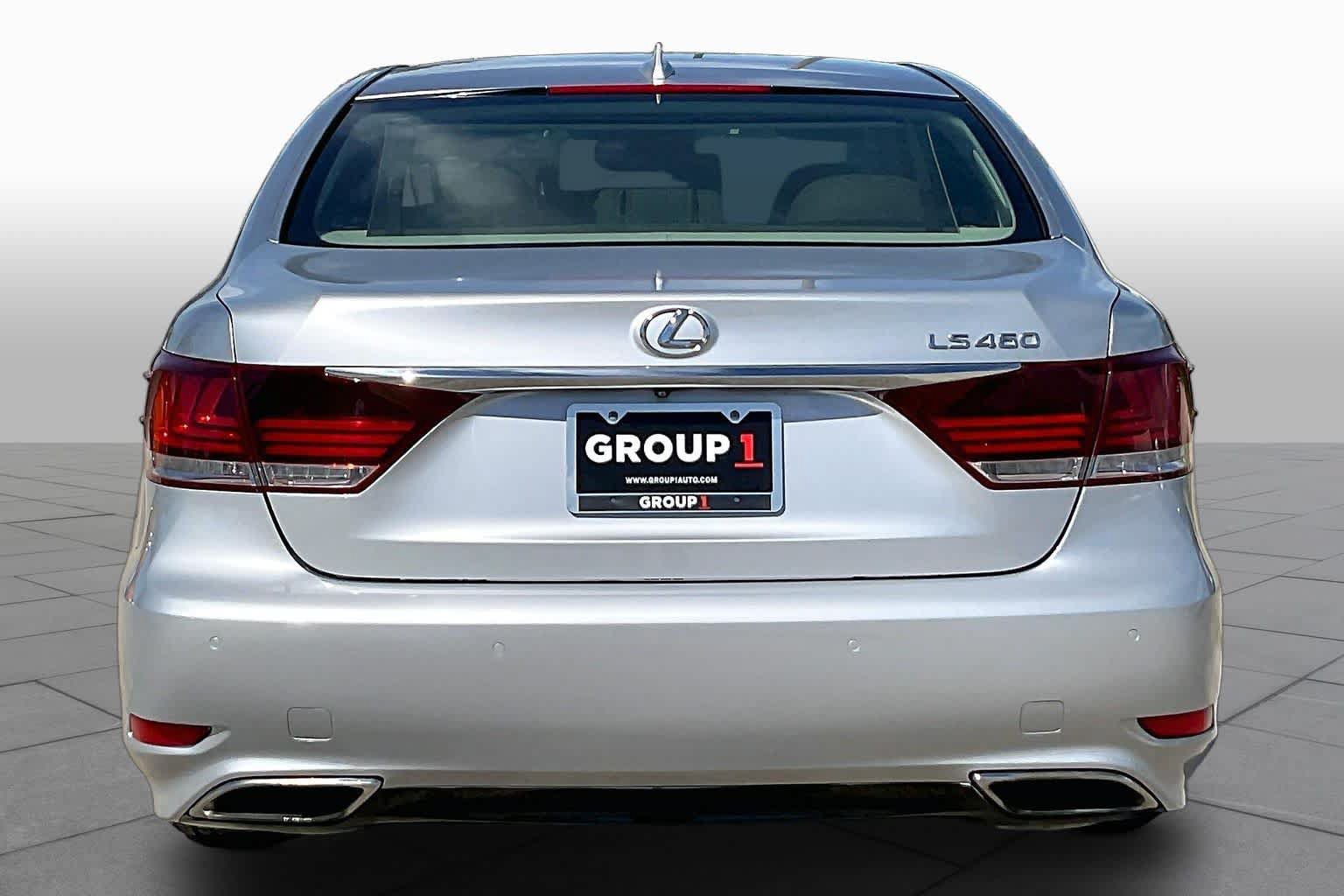 Used 2017 Lexus LS 460 w/ Comfort Package RWD image 5
