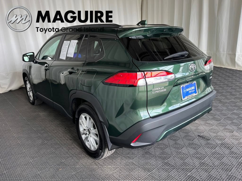 Used 2024 Toyota Corolla Cross LE w/ Moonroof Package AWD/4WD image 30