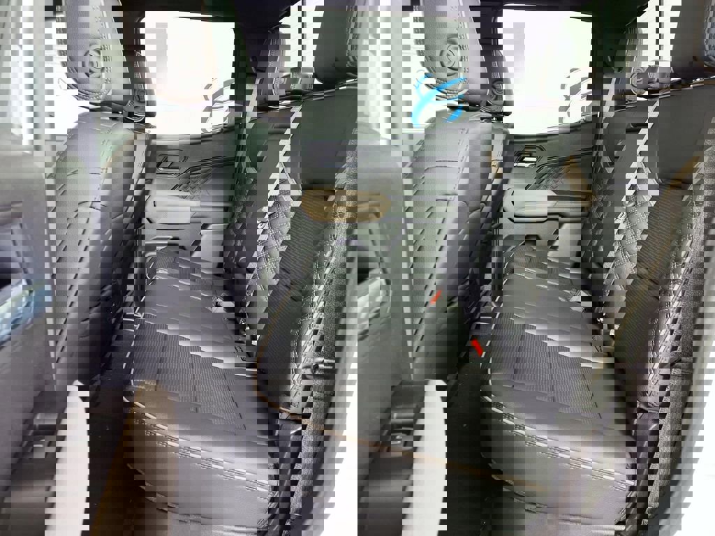 New 2026 GMC Canyon Denali image 9