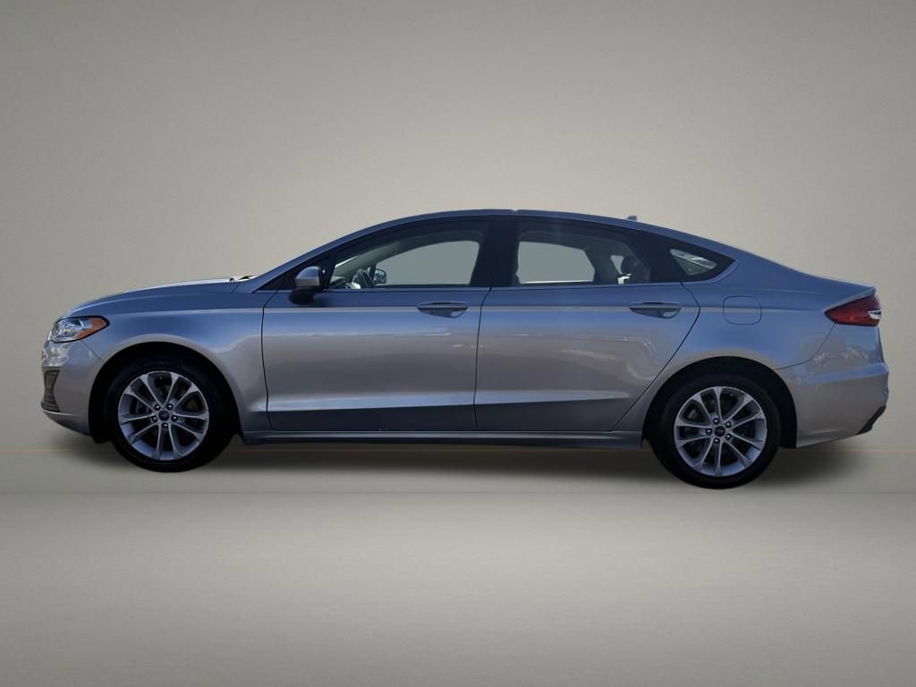 Used 2020 Ford Fusion SE FWD image 2