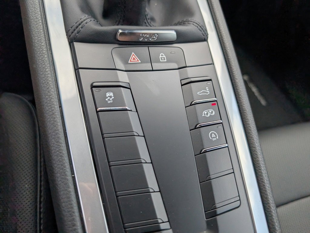 New 2025 Porsche 718 Cayman image 18