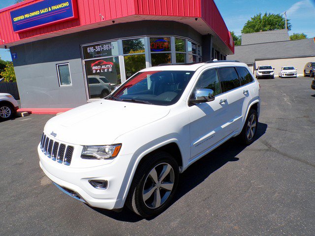 Used 2015 Jeep Grand Cherokee Overland AWD/4WD image 1