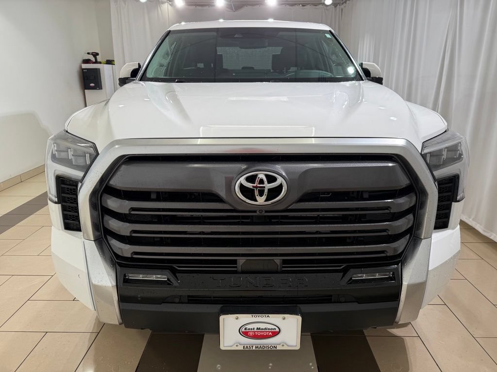 Used 2024 Toyota Tundra Limited AWD/4WD image 8
