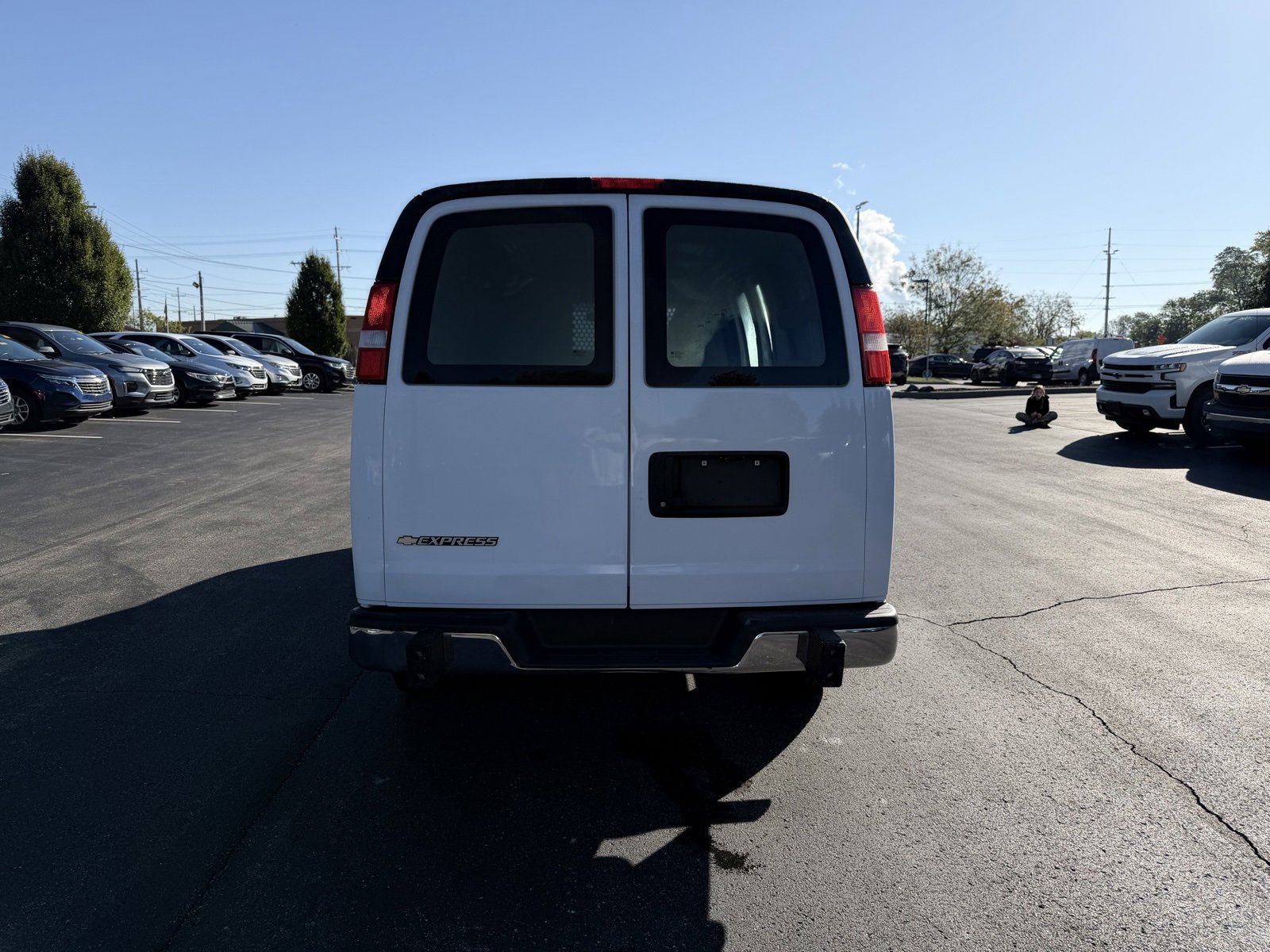 Used 2023 Chevrolet Express 2500 w/ Driver Convenience Package image 4