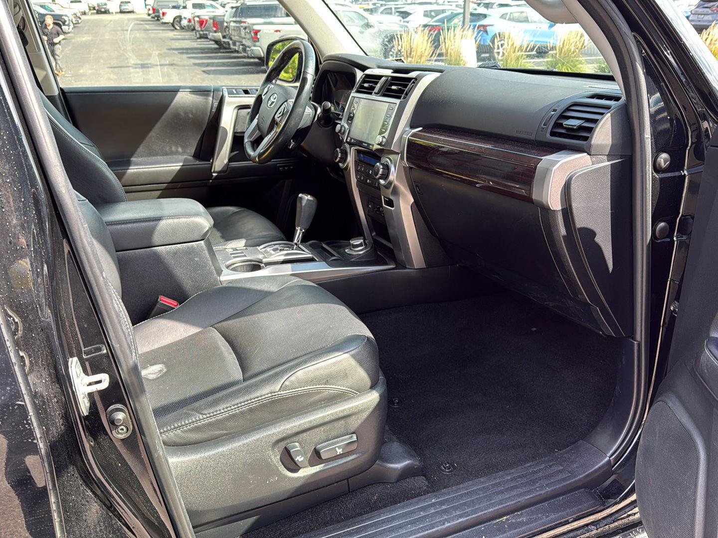 Used 2023 Toyota 4Runner Limited AWD/4WD image 12