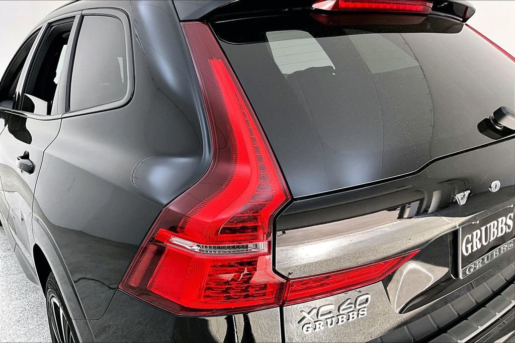 Used 2025 Volvo XC60 B5 Plus w/ Protection Package Premier image 38