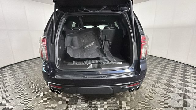 Used 2023 Chevrolet Tahoe RST w/ RST Performance Edition AWD/4WD image 28
