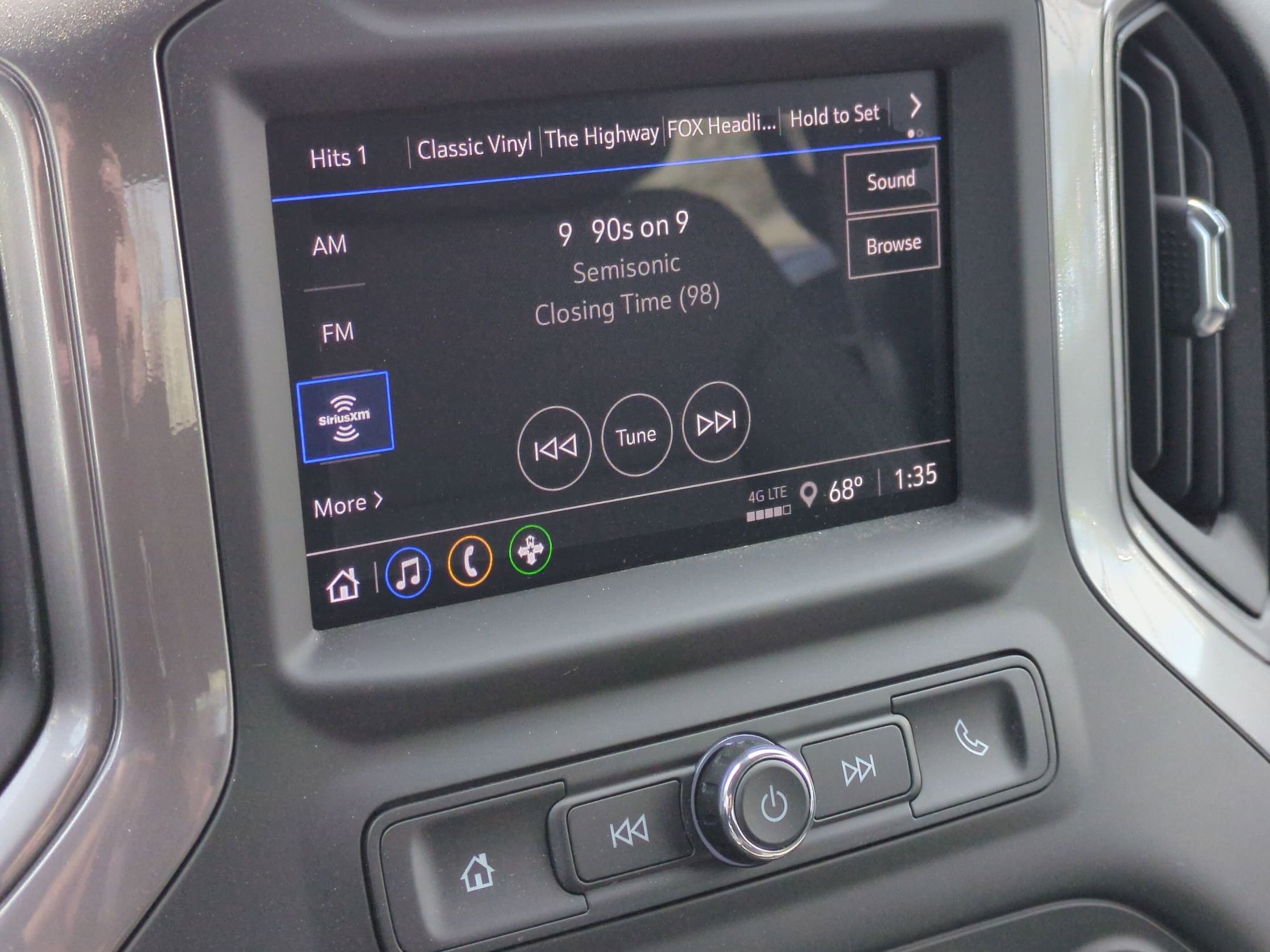 Certified 2025 Chevrolet Silverado 2500 Custom w/ Custom Value Package AWD/4WD image 23