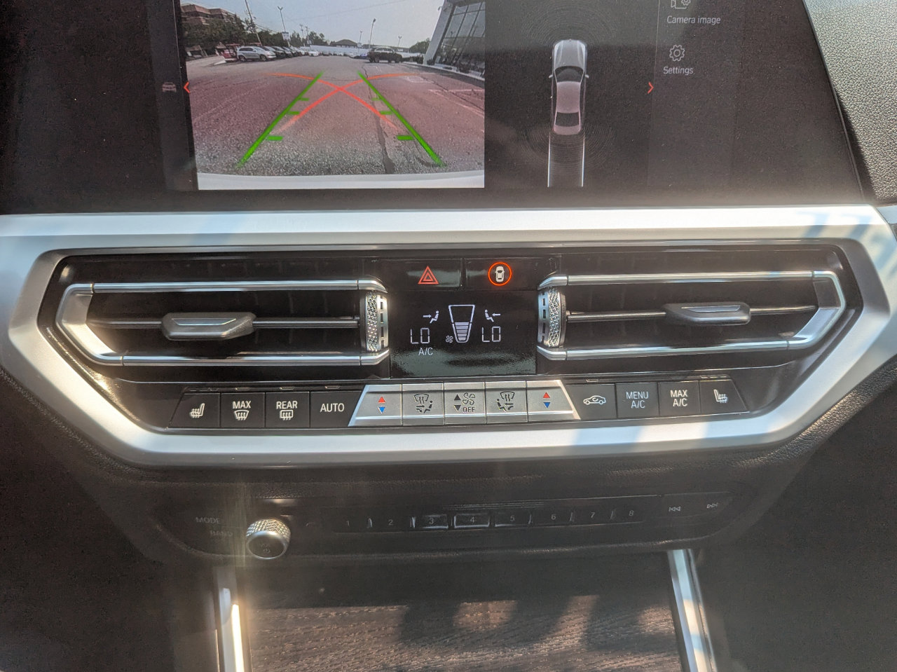 Used 2020 BMW 330i xDrive Sedan w/ Premium Package image 27