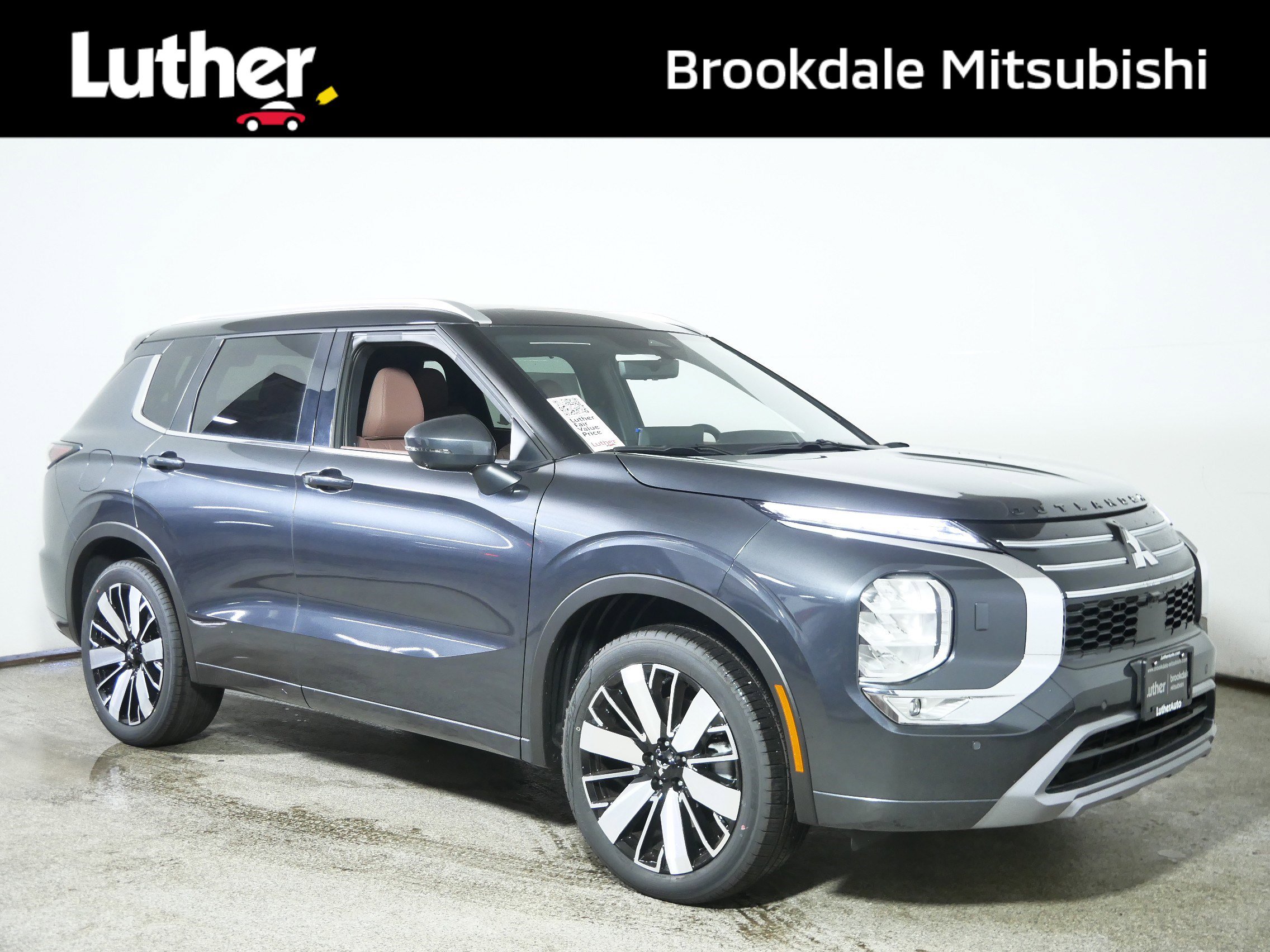 New 2025 Mitsubishi Outlander SEL