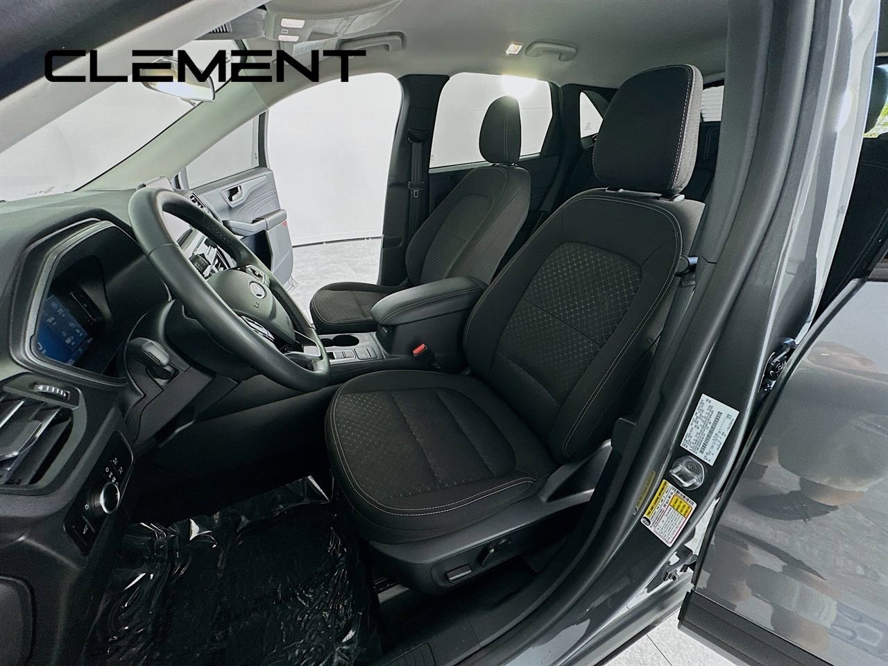 Used 2024 Ford Escape Active w/ Cold Weather Package FWD image 29
