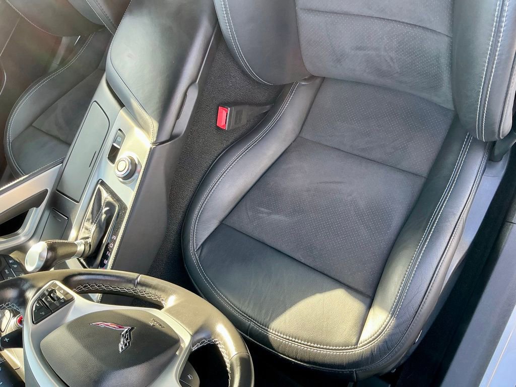 Used 2014 Chevrolet Corvette Base w/ 3LT Preferred Equipment Group image 34