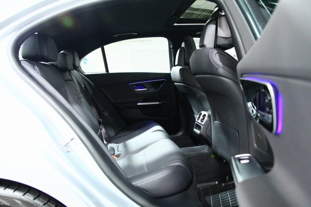 Used 2025 Mercedes-Benz C 300 4MATIC Sedan image 24