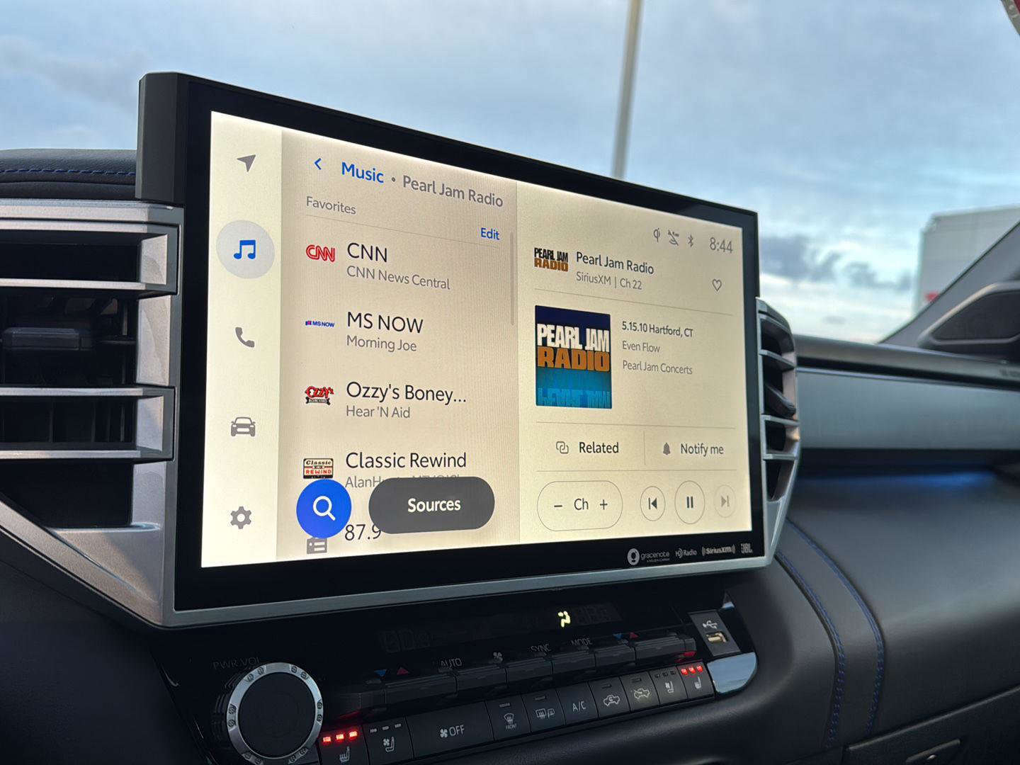 Used 2023 Toyota Tundra Platinum image 21