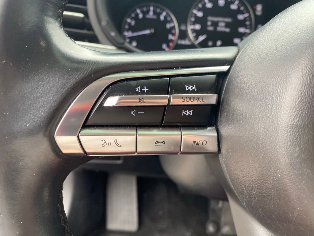 Used 2023 MAZDA MAZDA3 s AWD/4WD image 19