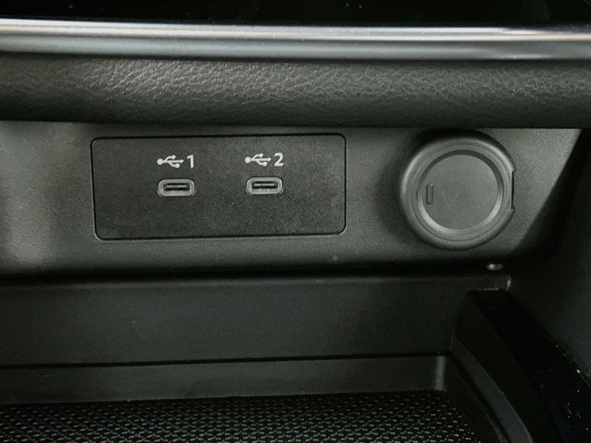 Used 2024 Nissan Rogue S FWD image 26