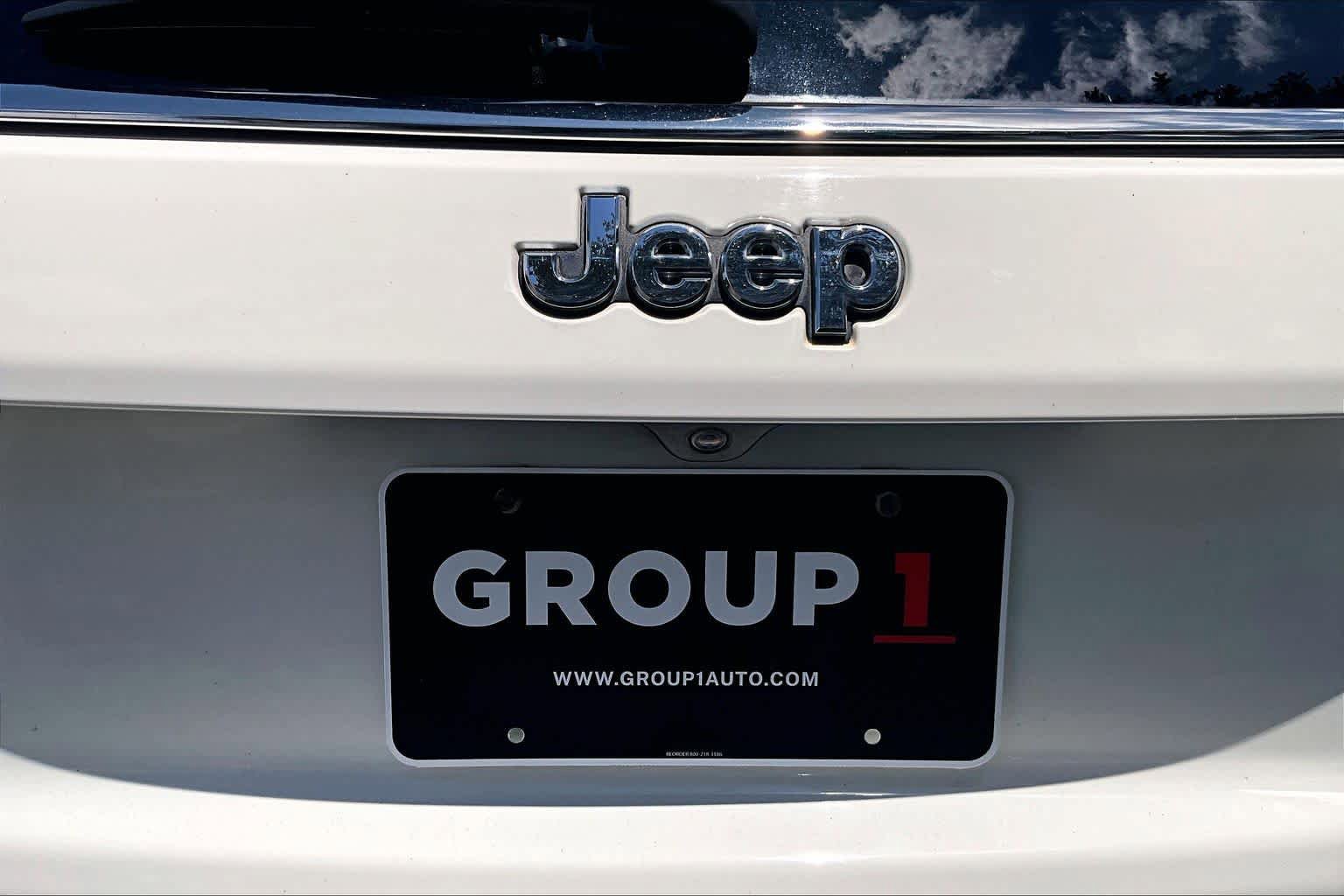 Used 2018 Jeep Compass Latitude w/ Popular Equipment Group FWD image 33