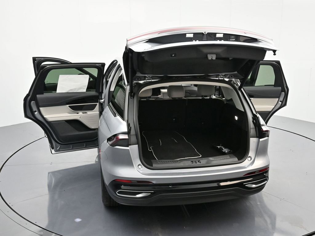 New 2026 Lincoln Nautilus Premier image 59