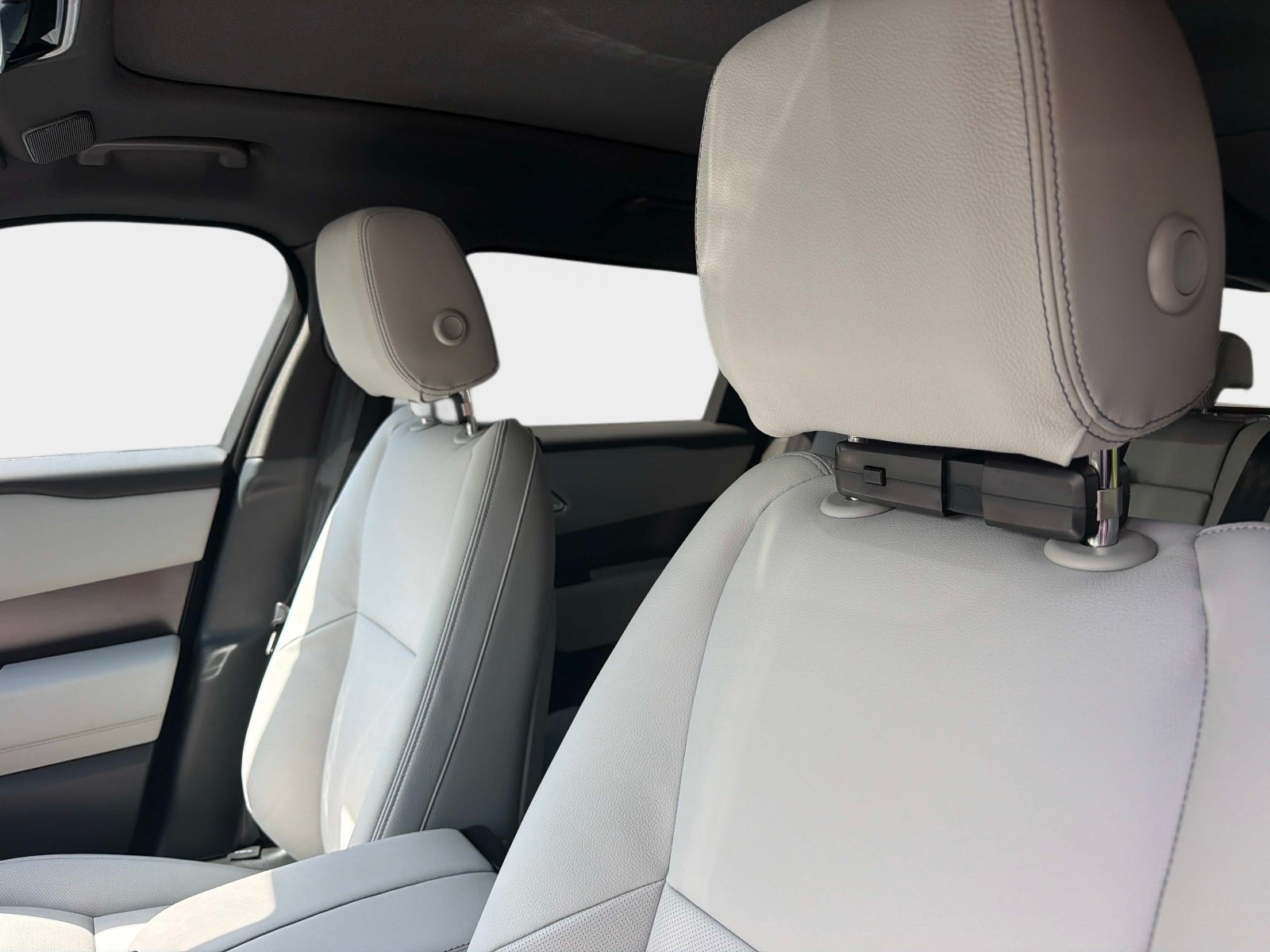 New 2026 Land Rover Range Rover Velar Belgravia AWD/4WD image 22