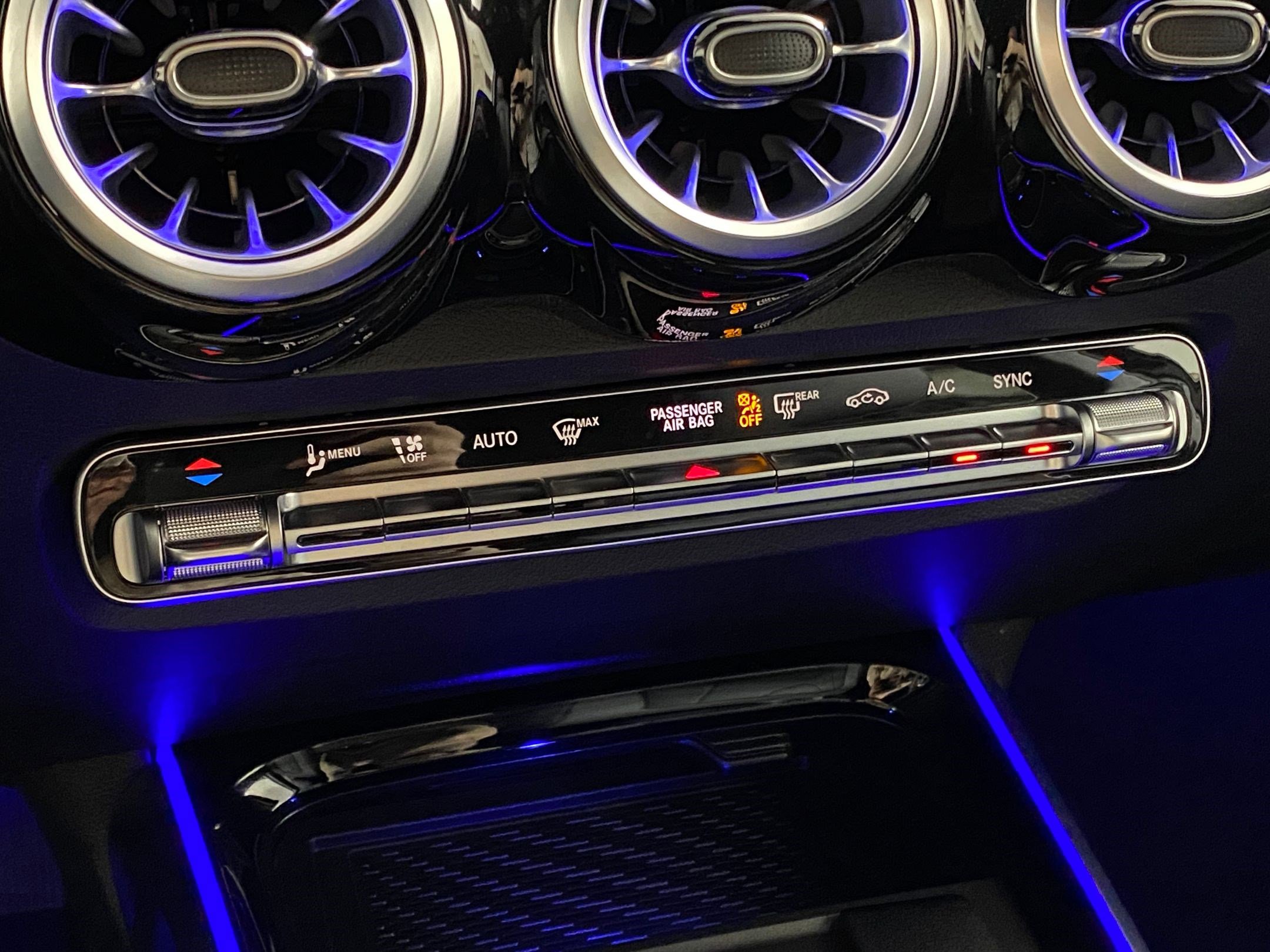 New 2025 Mercedes-Benz GLB 250 4MATIC image 26