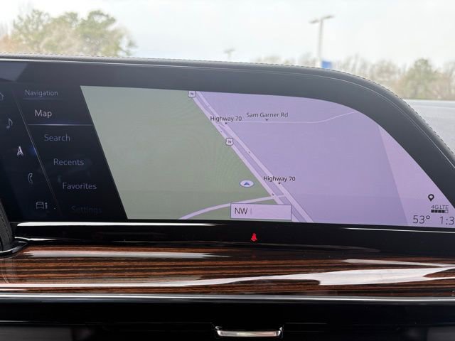 Used 2023 Cadillac Escalade Premium Luxury image 19