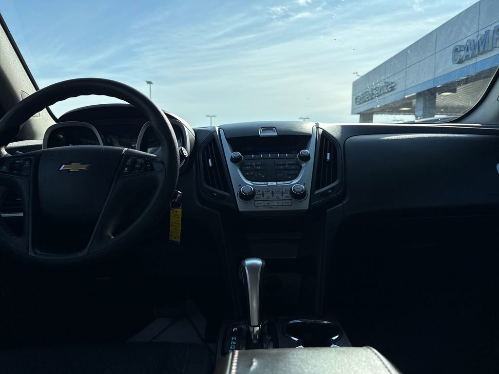 Used 2014 Chevrolet Equinox LS image 15